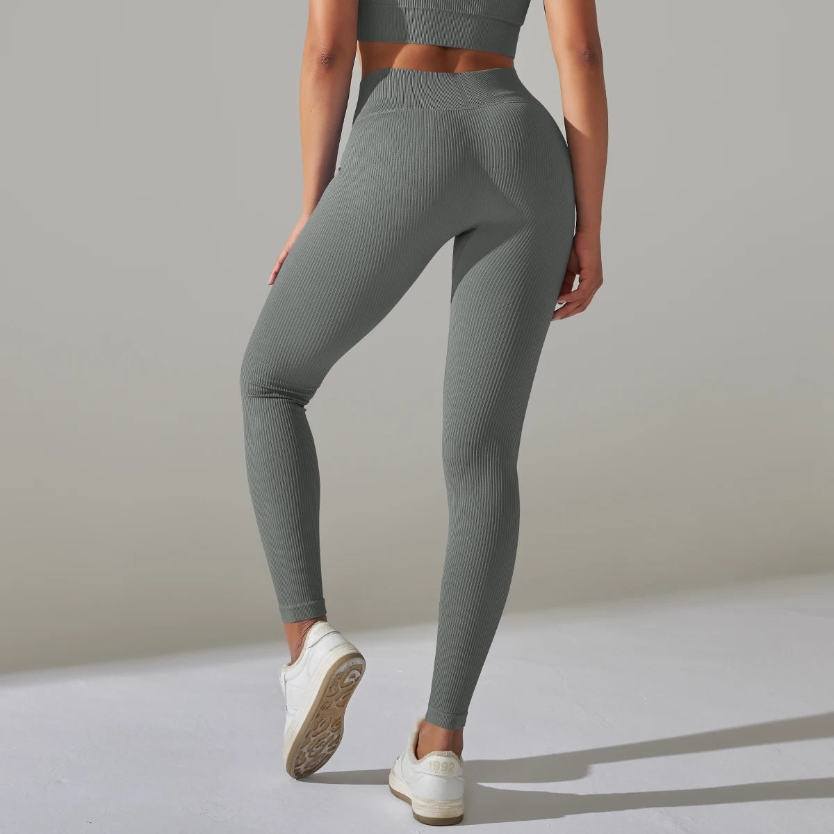 Solid White Women Seamless Leggings